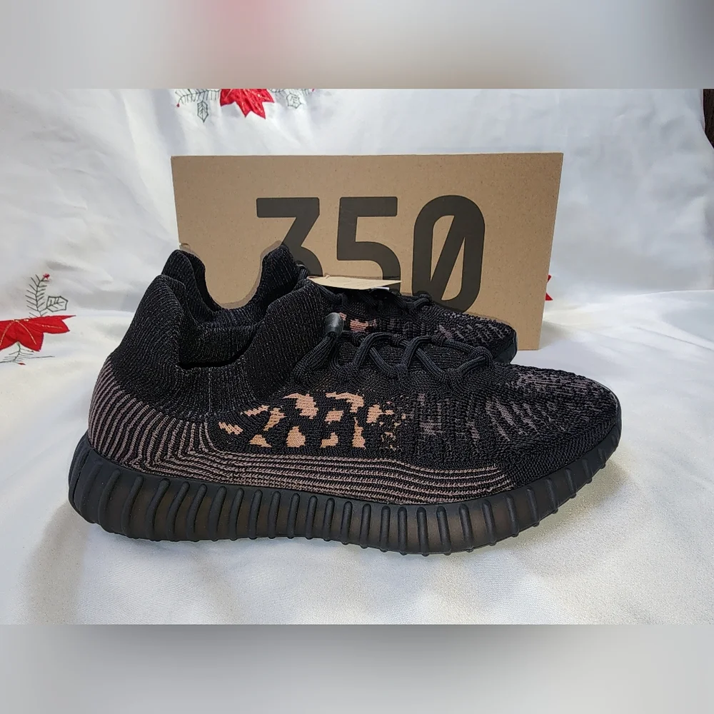 Adidas Yeezy Boost 350 V2
CMPCT Slate Carbon Size 8.5 Men's - Picture 3 of 16